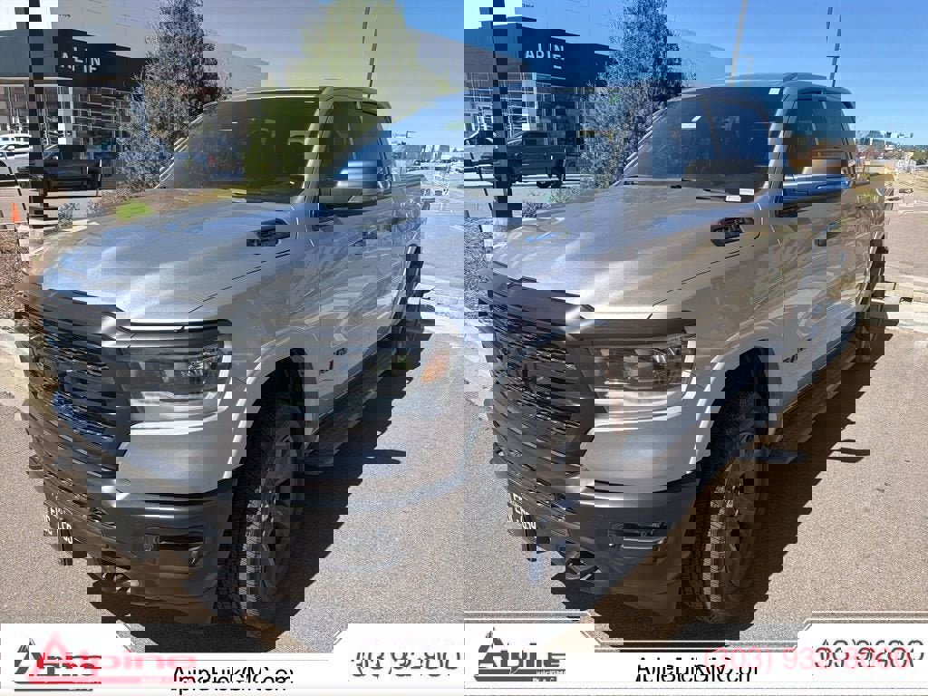 Used 2024 RAM 1500 Big Horn AWD/4WD image 1