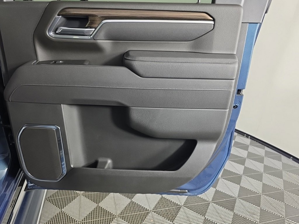 New 2025 Chevrolet Silverado 3500 LT w/ Safety Package image 37