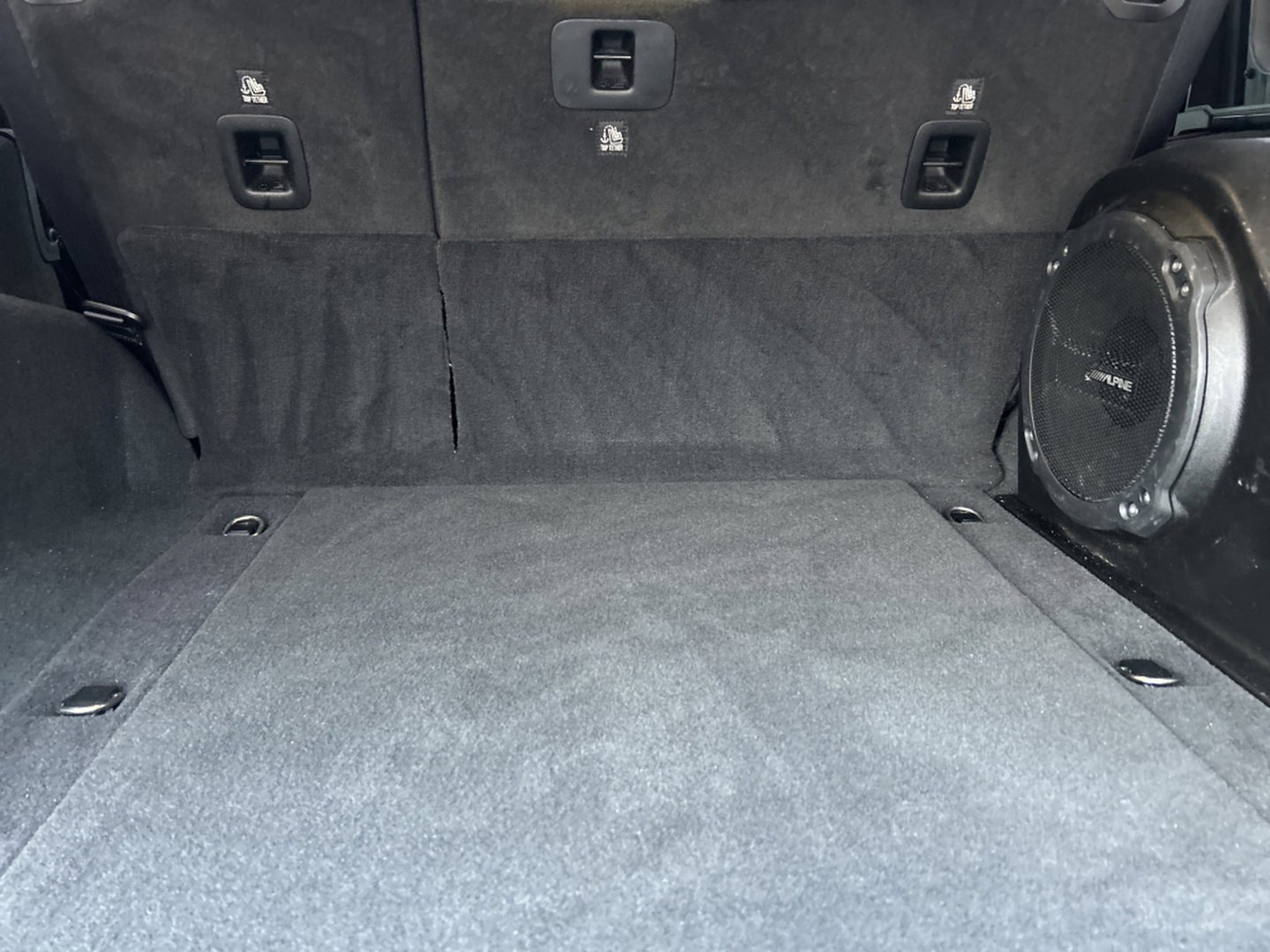 Used 2022 Jeep Wrangler Unlimited Sahara w/ LED Lighting Group image 17