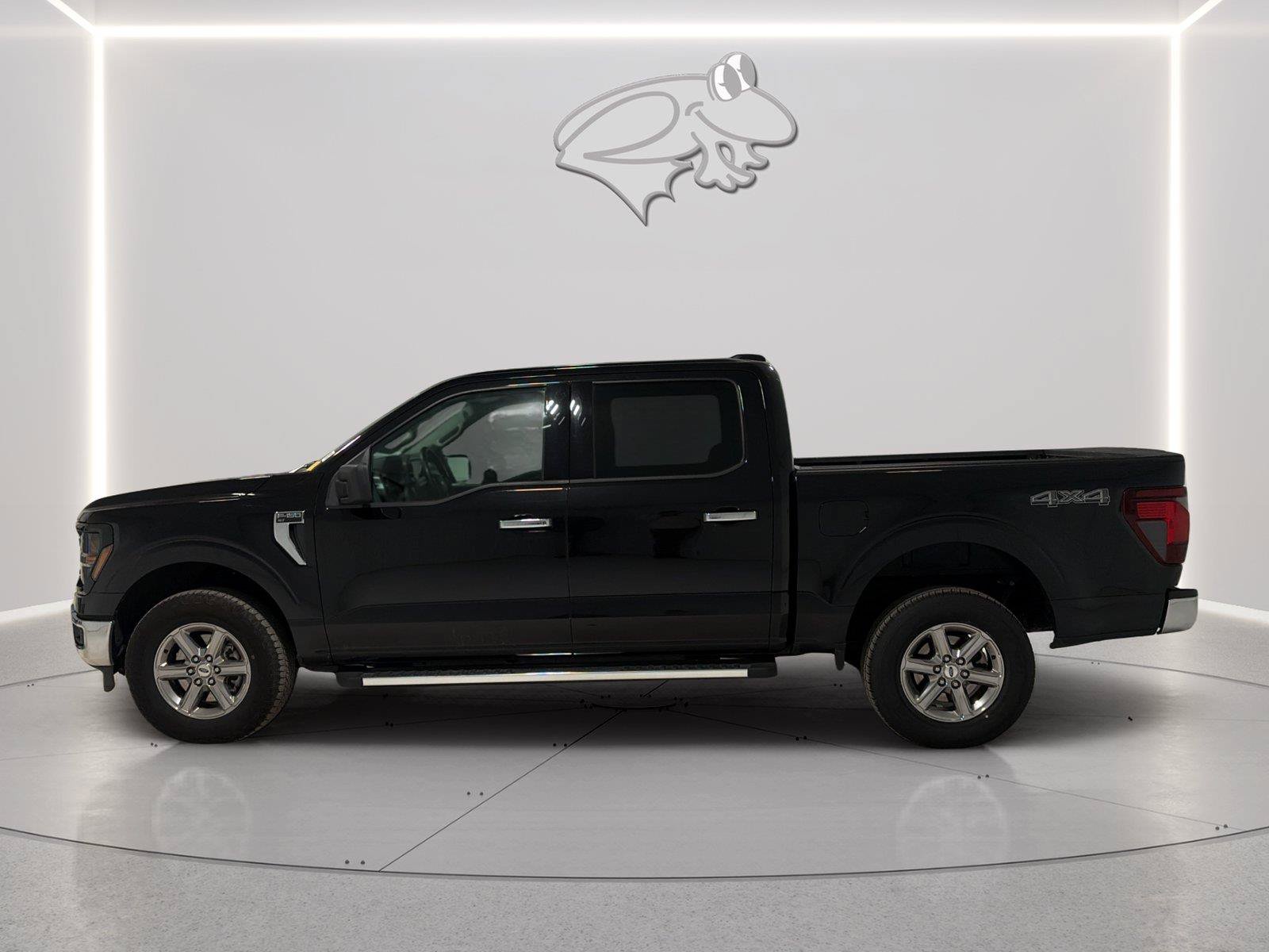 Used 2025 Ford F150 XLT w/ Equipment Group 301A Standard AWD/4WD image 2