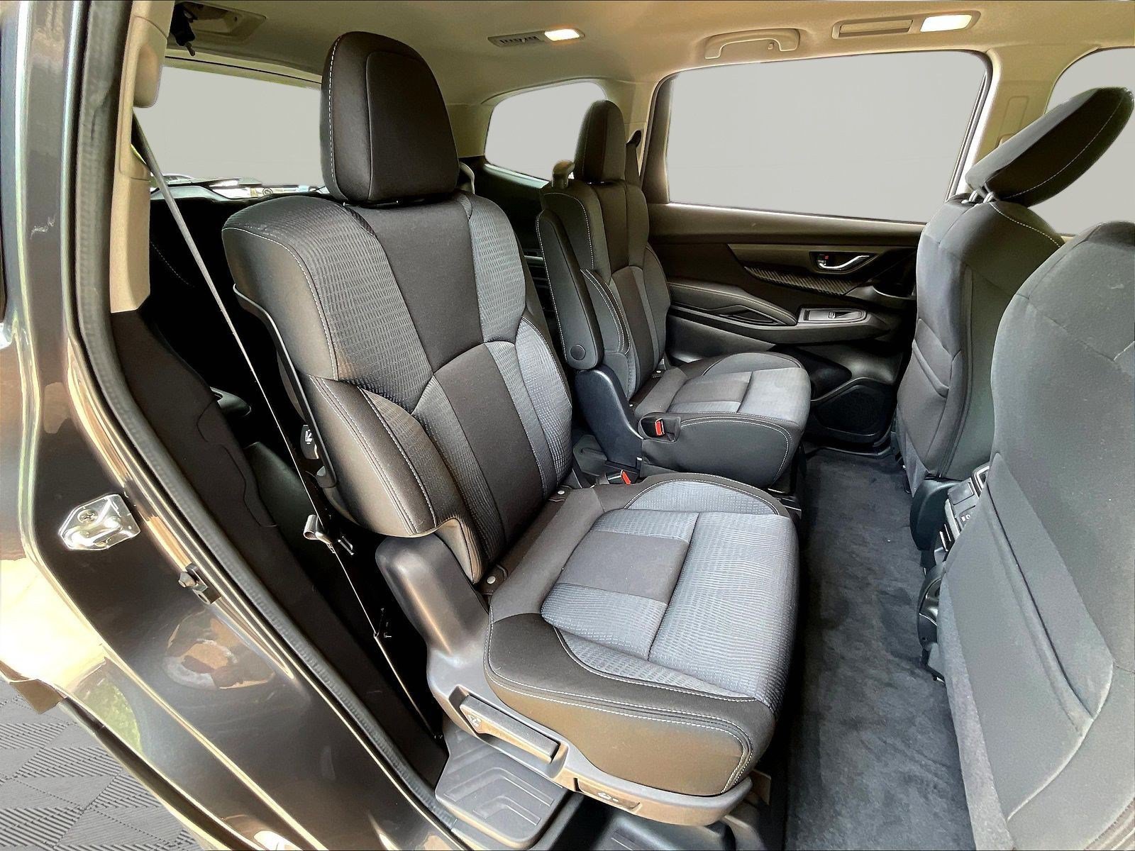 Used 2024 Subaru Ascent Premium w/ Convenience Package AWD/4WD image 25