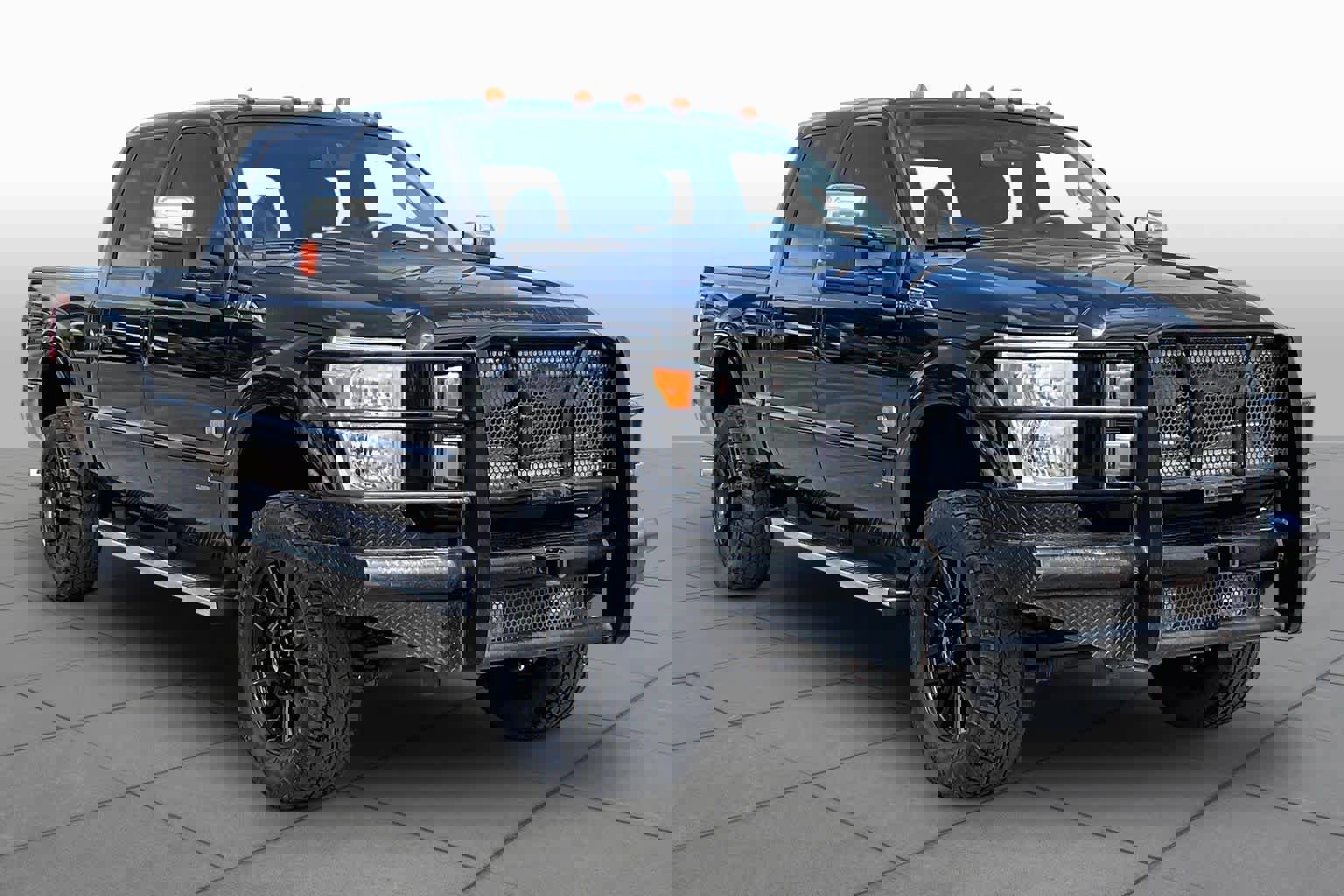 Used 2015 Ford F250 King Ranch image 3