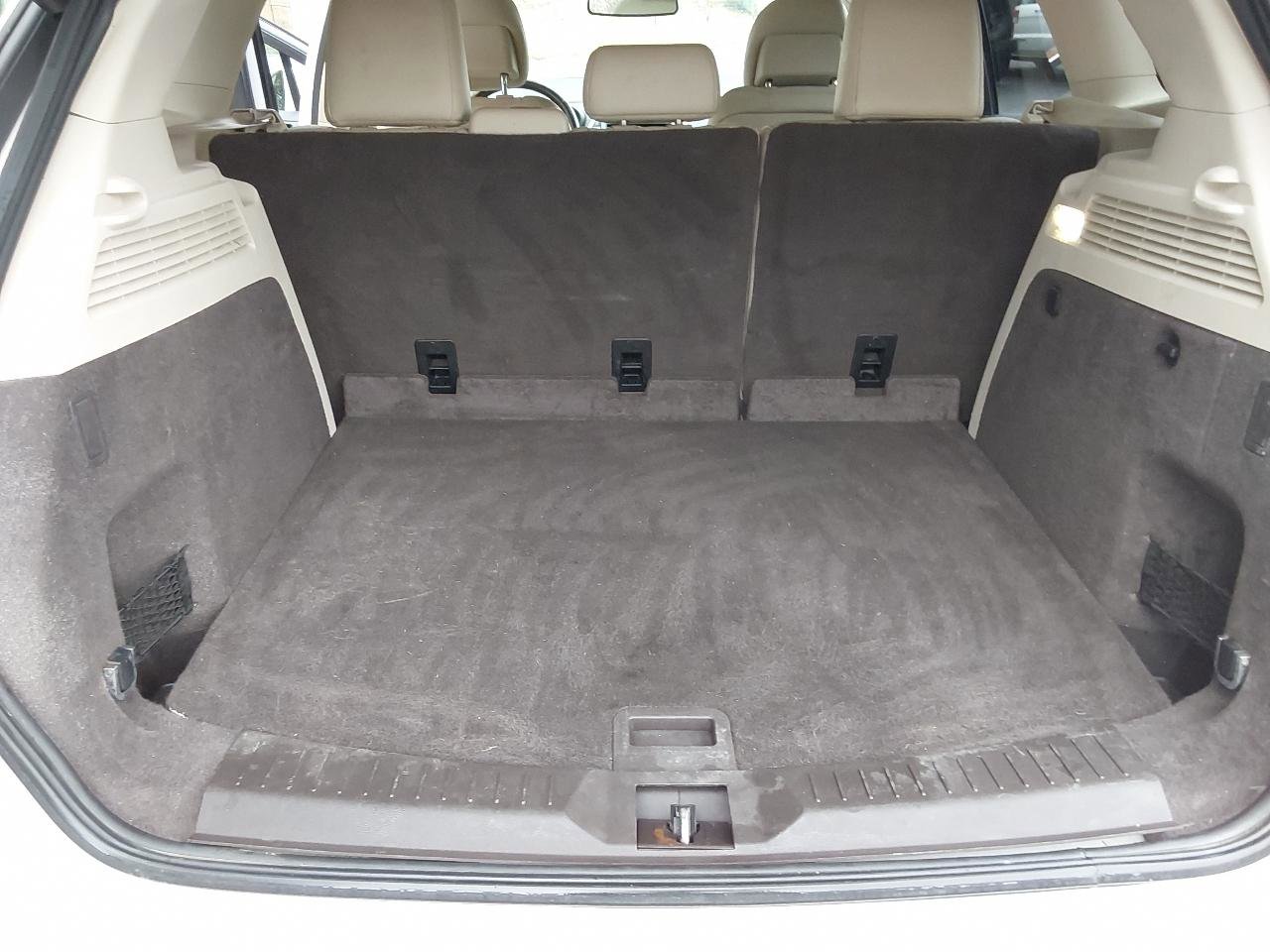 Used 2017 Lincoln MKC Select w/ Select Plus Package AWD/4WD image 17