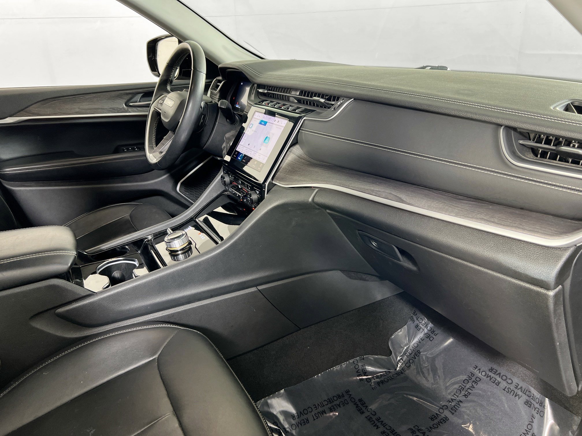 Used 2022 Jeep Grand Cherokee Limited image 26