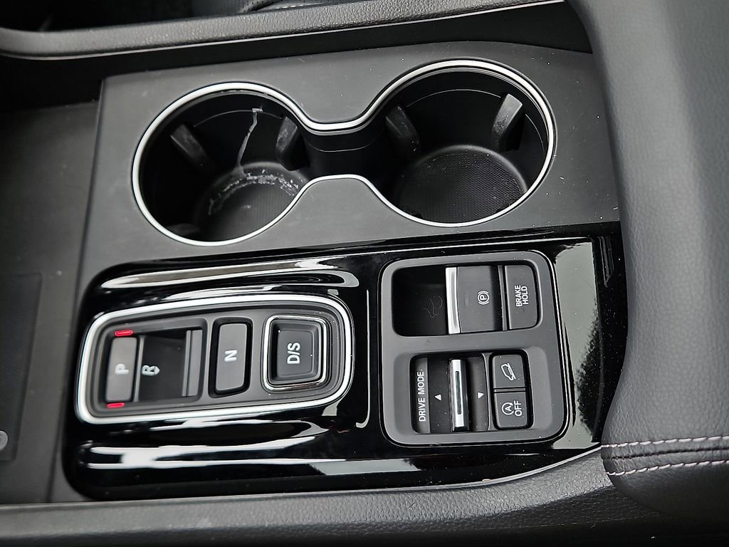 Used 2025 Honda Pilot Elite image 22