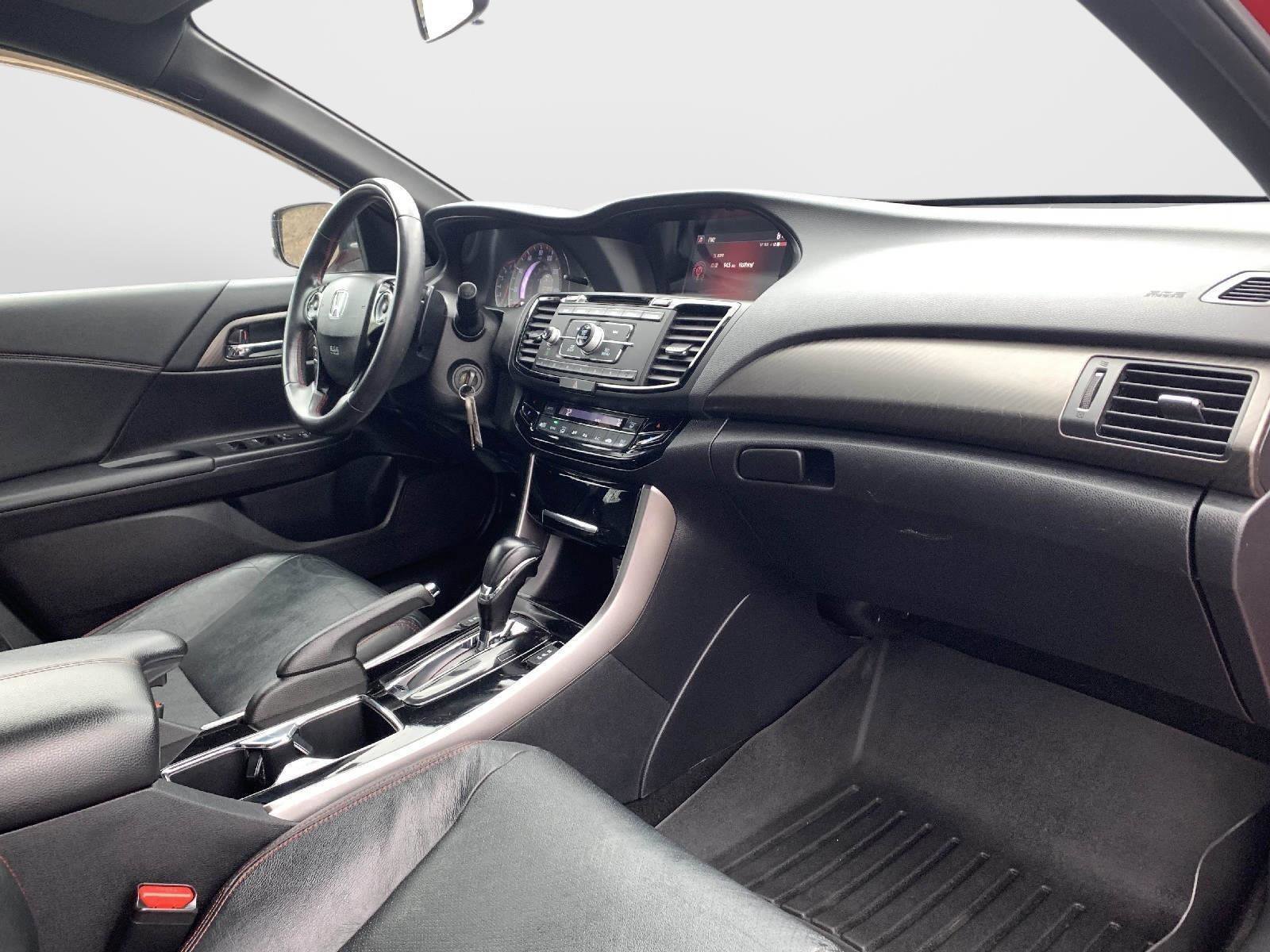 Used 2017 Honda Accord Sport Special Edition image 39