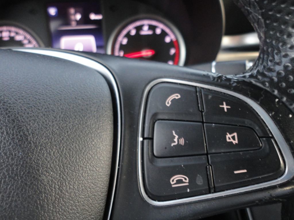 Used 2016 Mercedes-Benz GLC 300 4MATIC image 18