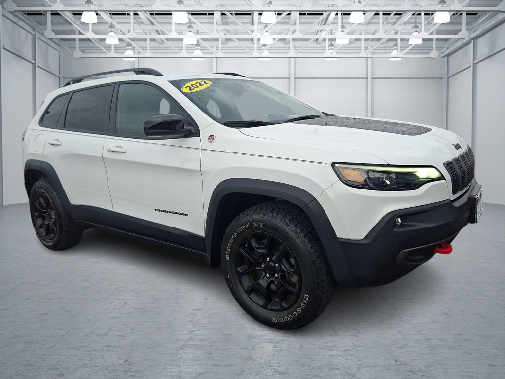 Used 2022 Jeep Cherokee Trailhawk w/ Trailer Tow Group AWD/4WD image 6