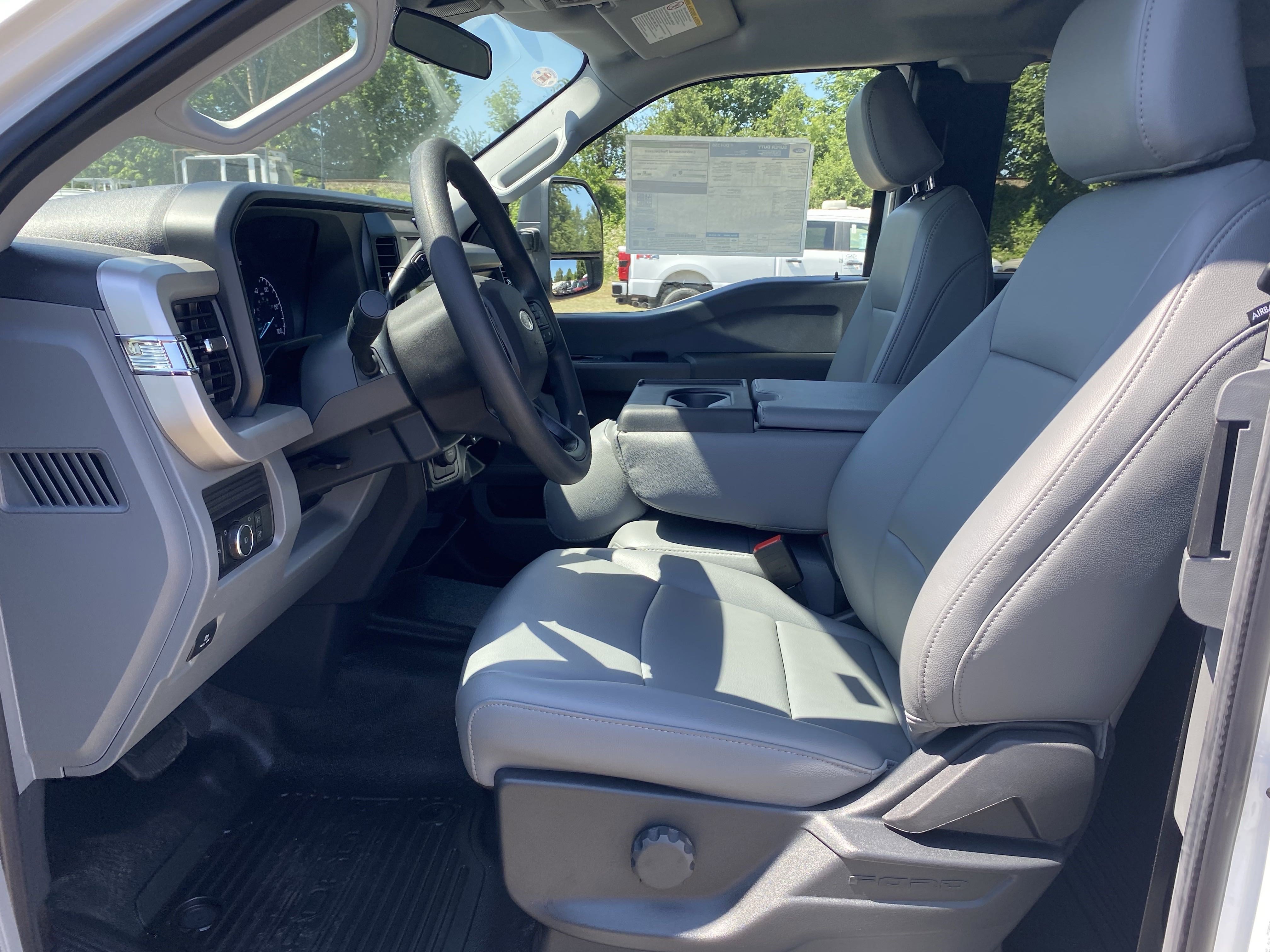 New 2025 Ford F350 XL w/ XL Chrome Package image 12