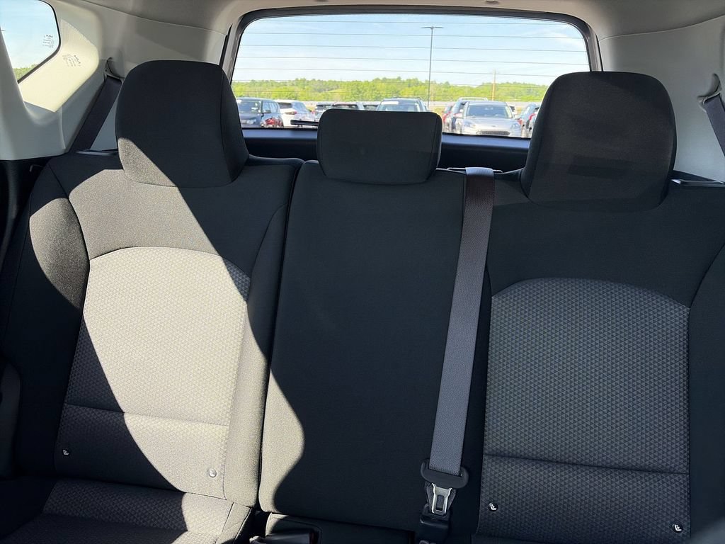 Used 2025 Kia Soul LX FWD image 23