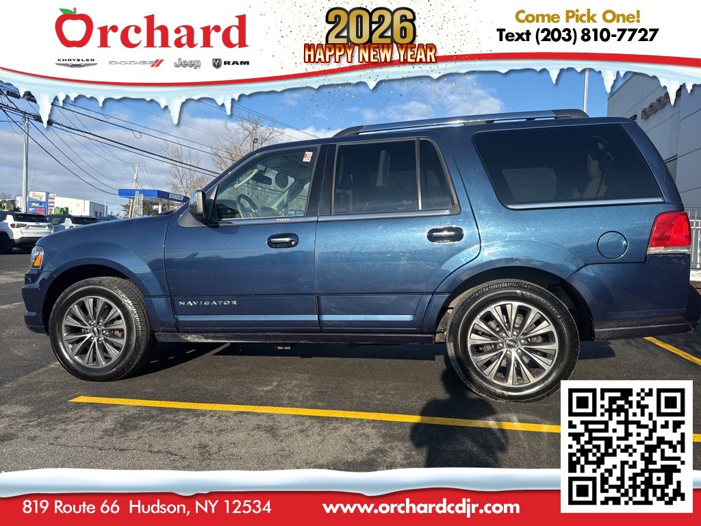 Used 2017 Lincoln Navigator Select image 5