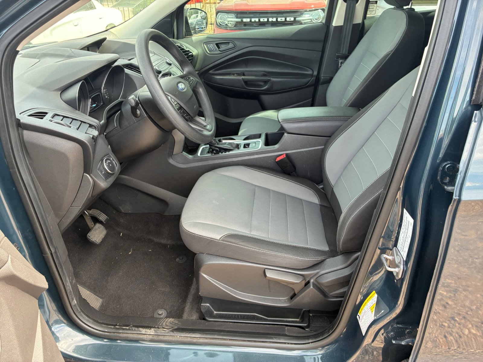 Used 2018 Ford Escape SE image 12