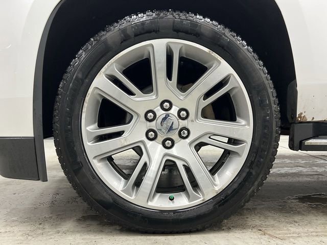 Used 2018 Cadillac Escalade ESV Premium Luxury image 34