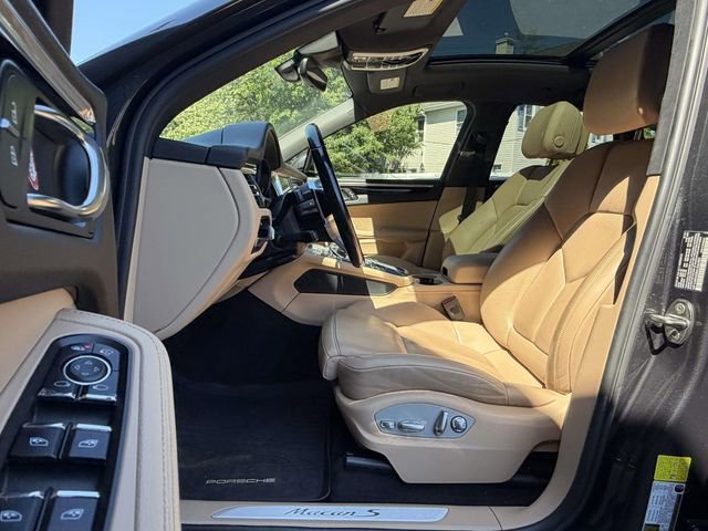 Certified 2021 Porsche Macan S AWD/4WD image 10
