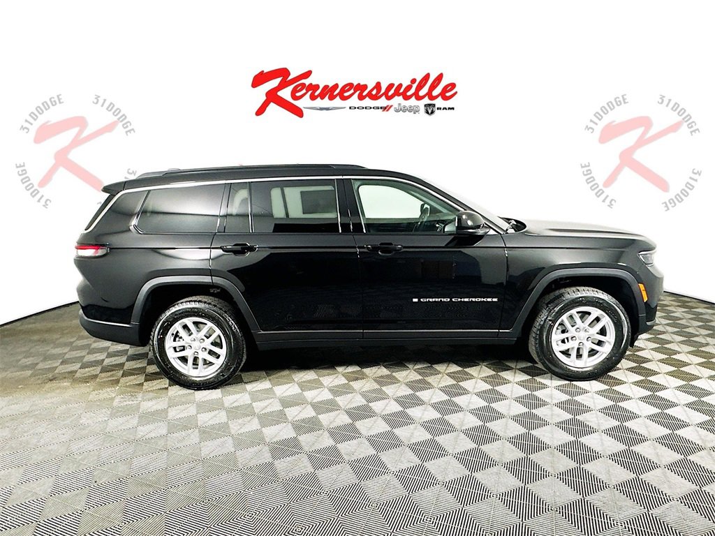 New 2026 Jeep Grand Cherokee L Laredo image 8