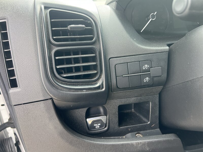 Used 2023 RAM ProMaster 2500 FWD image 19