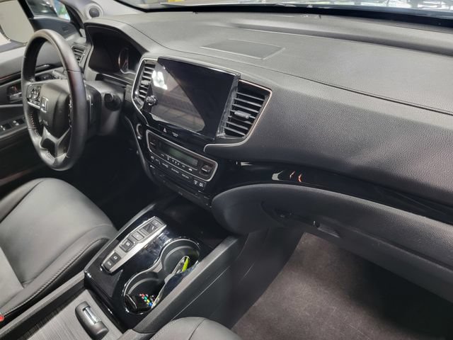 Used 2022 Honda Pilot Touring image 17