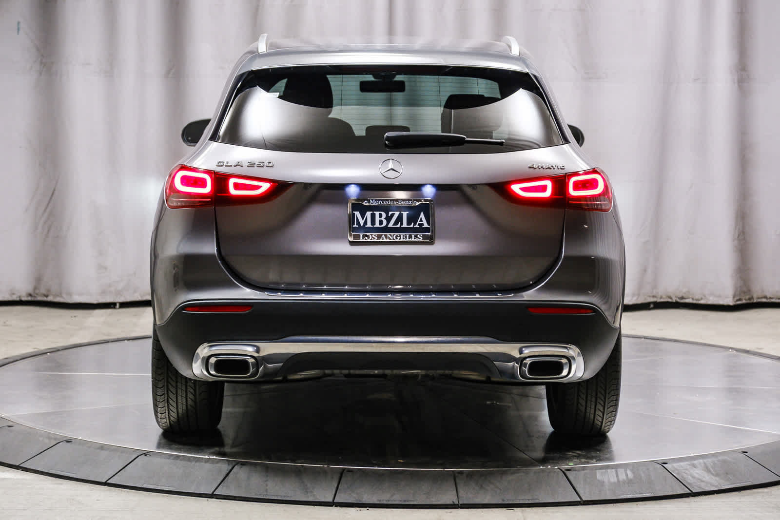 Used 2023 Mercedes-Benz GLA 250 4MATIC image 3