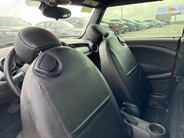 Used 2015 MINI Cooper Convertible image 10