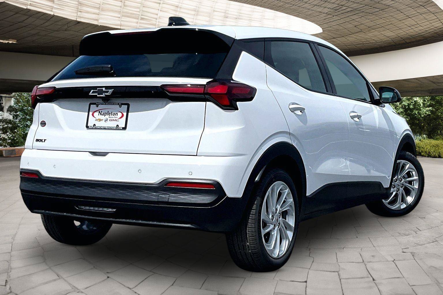 New 2027 Chevrolet Bolt LT FWD image 17