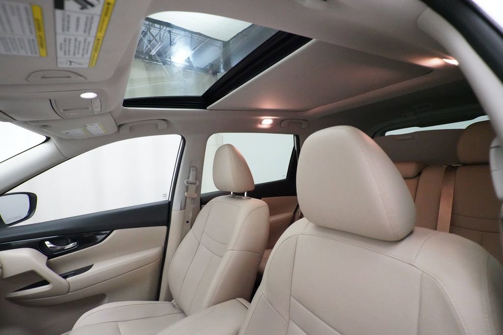 Used 2020 Nissan Rogue SL image 31