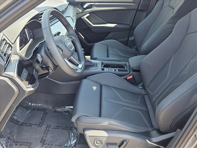 New 2025 Audi Q3 2.0T Premium image 4