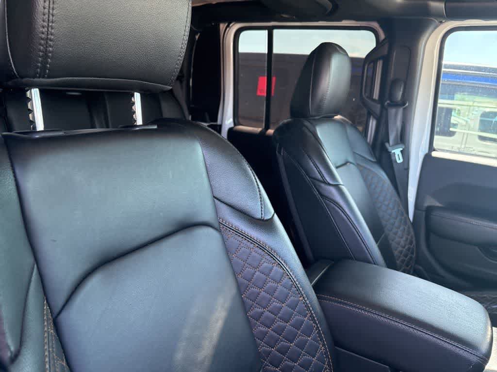 Used 2021 Jeep Gladiator Overland image 10
