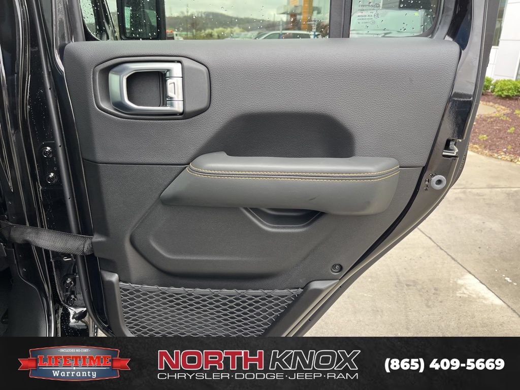 New 2026 Jeep Gladiator Sport AWD/4WD image 23