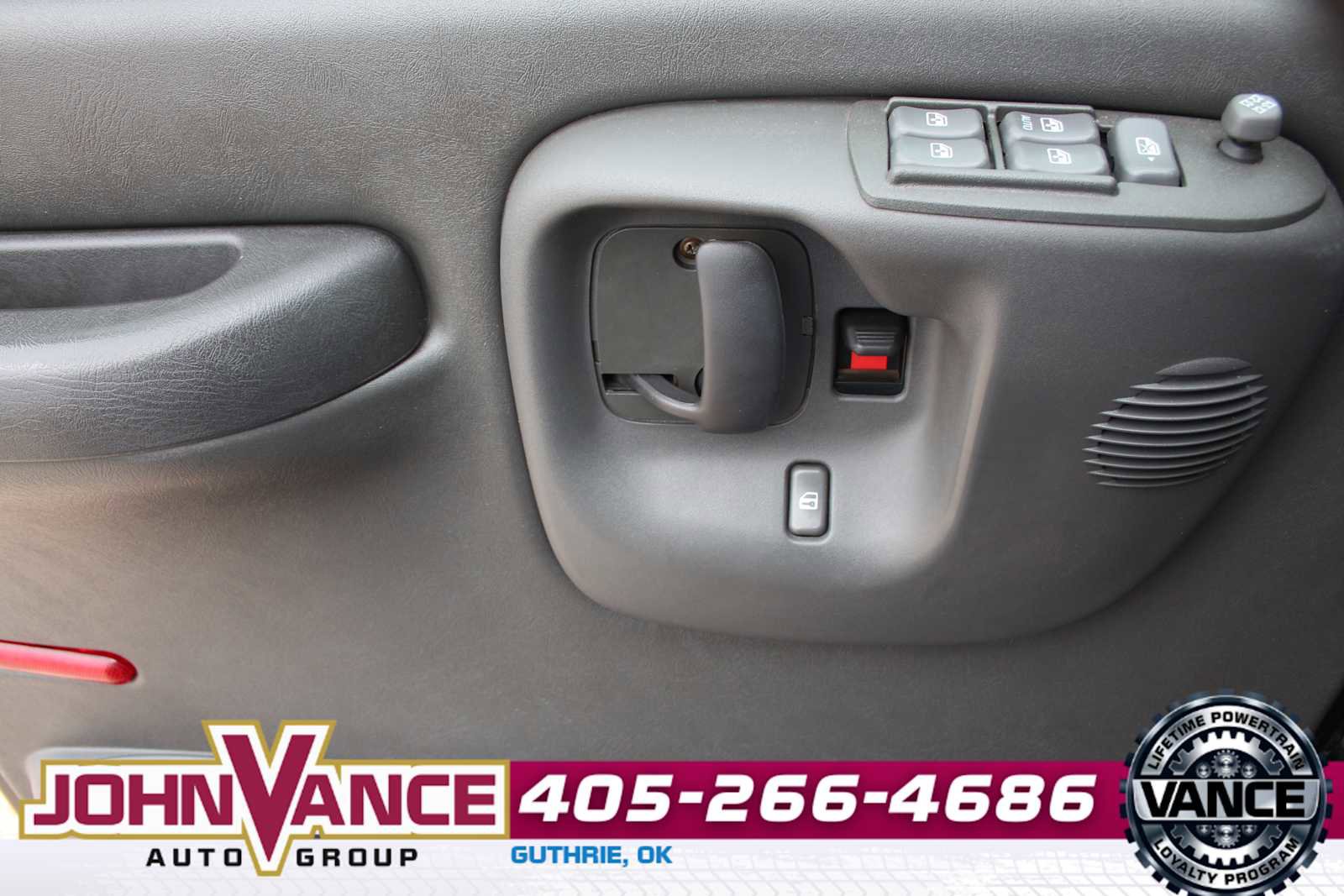 Used 2005 GMC TopKick C4500 2WD Crew Cab image 23