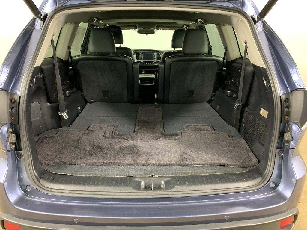 Used 2015 Toyota Highlander Limited image 13