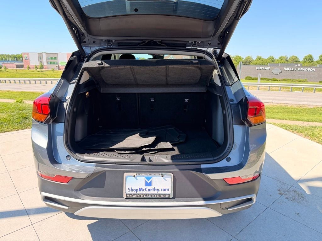 Used 2022 Buick Encore GX Select AWD/4WD image 30