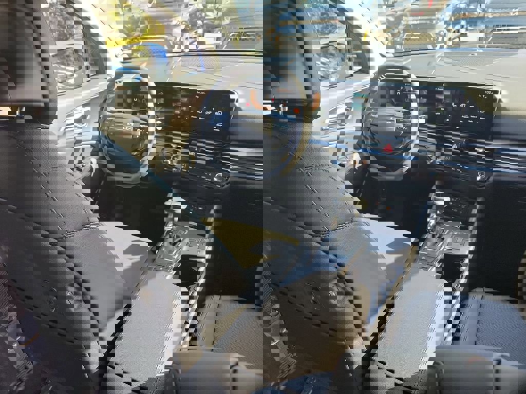 New 2026 Kia Sportage EX w/ EX Panorama Roof Package image 13