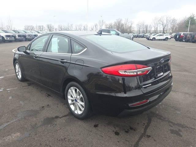 Certified 2020 Ford Fusion SE image 12