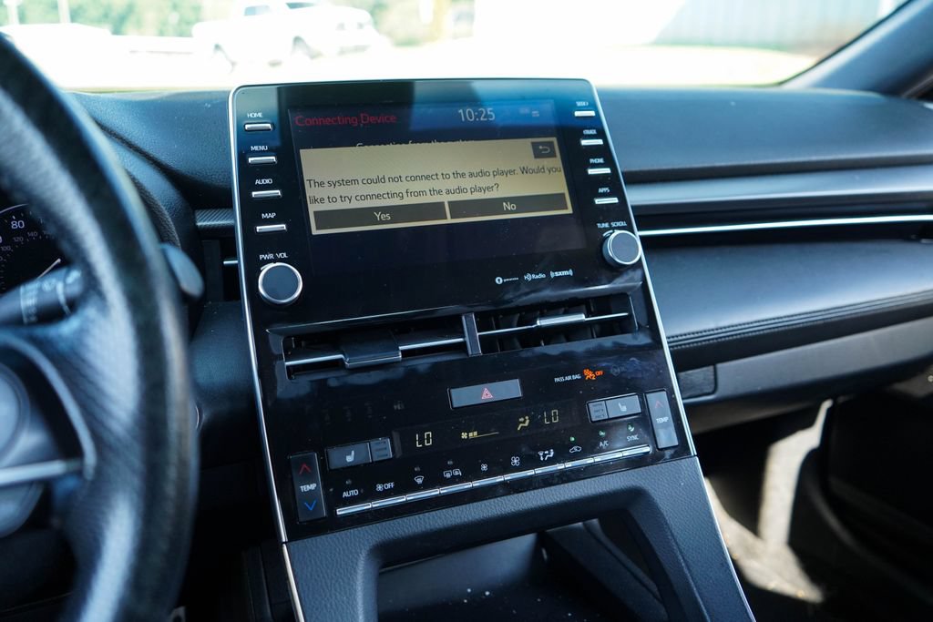 Used 2019 Toyota Avalon XSE FWD image 8
