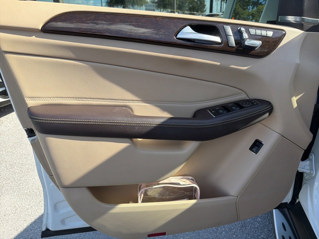 Used 2018 Mercedes-Benz GLE 350 4MATIC image 16