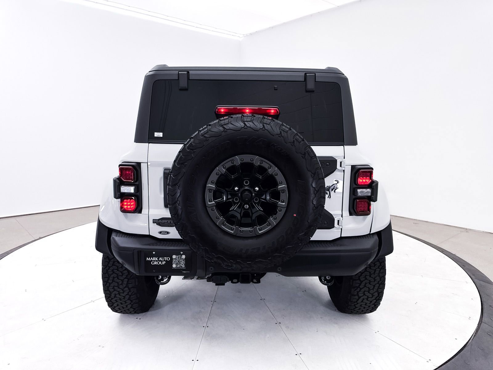 Used 2024 Ford Bronco Raptor w/ Interior Carbon Fiber Pack 6 AWD/4WD image 17