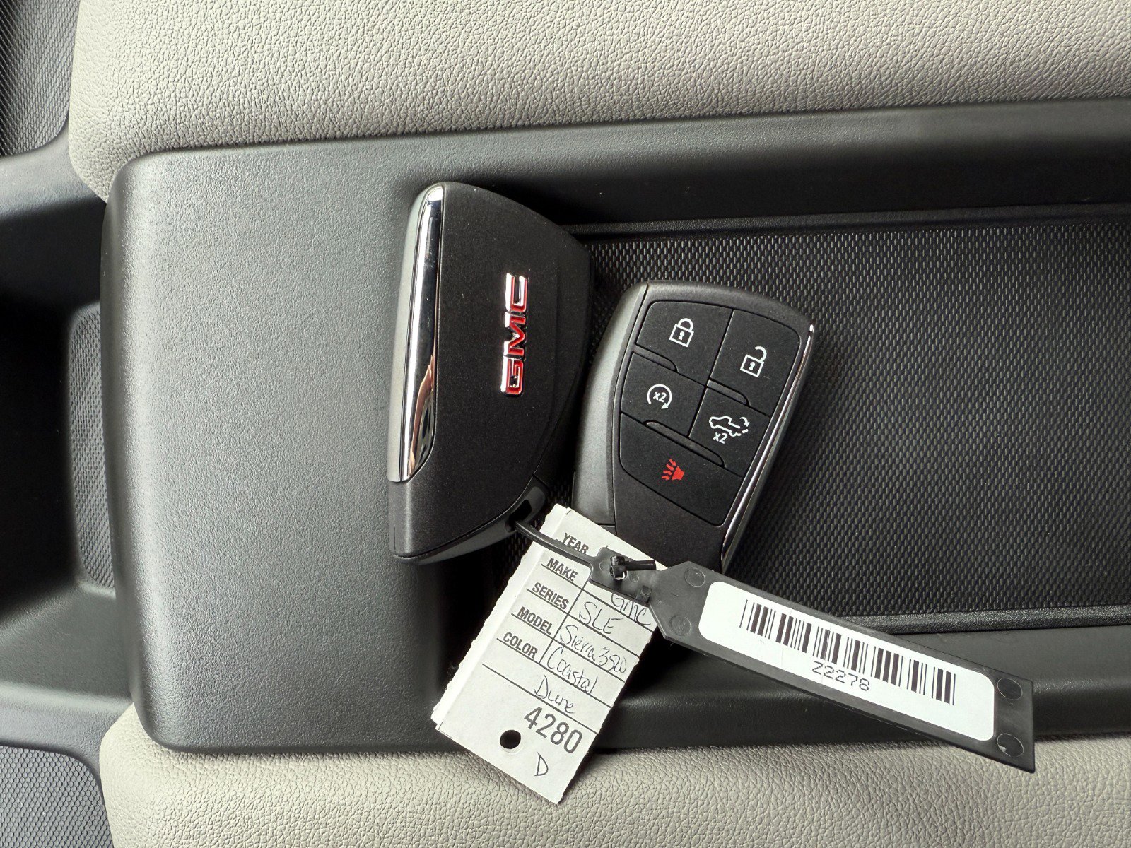 New 2026 GMC Sierra 3500 SLE image 34