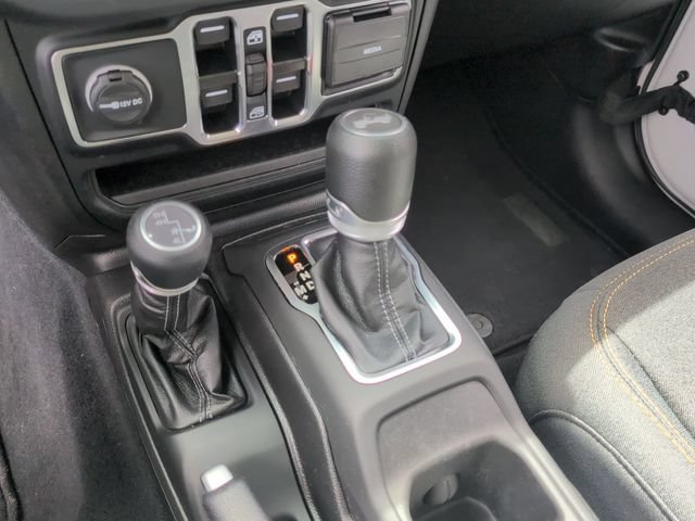 Certified 2025 Jeep Wrangler Unlimited Sahara AWD/4WD image 12