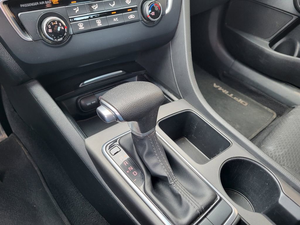 Used 2017 Kia Optima LX image 20