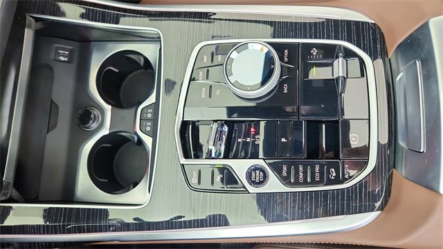 Used 2025 BMW X7 M60i image 53