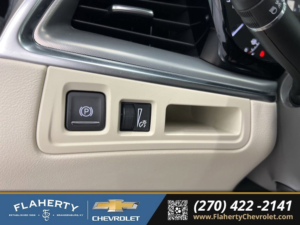 Used 2025 Cadillac XT5 Premium Luxury w/ LPO, Floor Liner Package FWD image 26