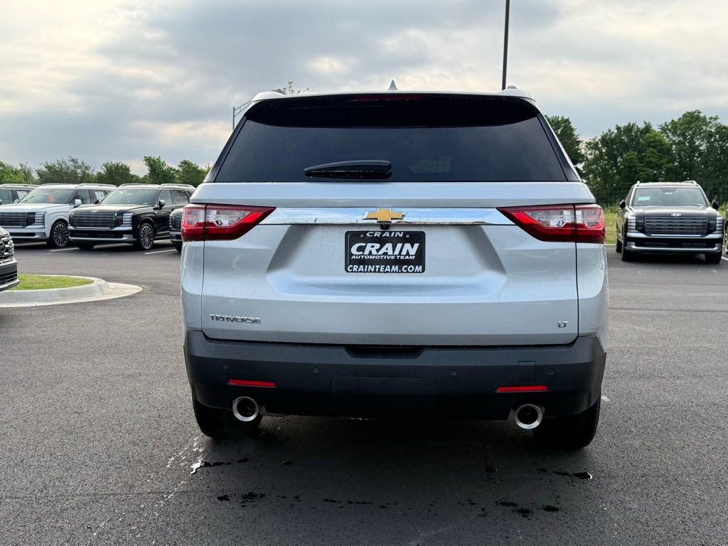 Used 2021 Chevrolet Traverse LT FWD image 6