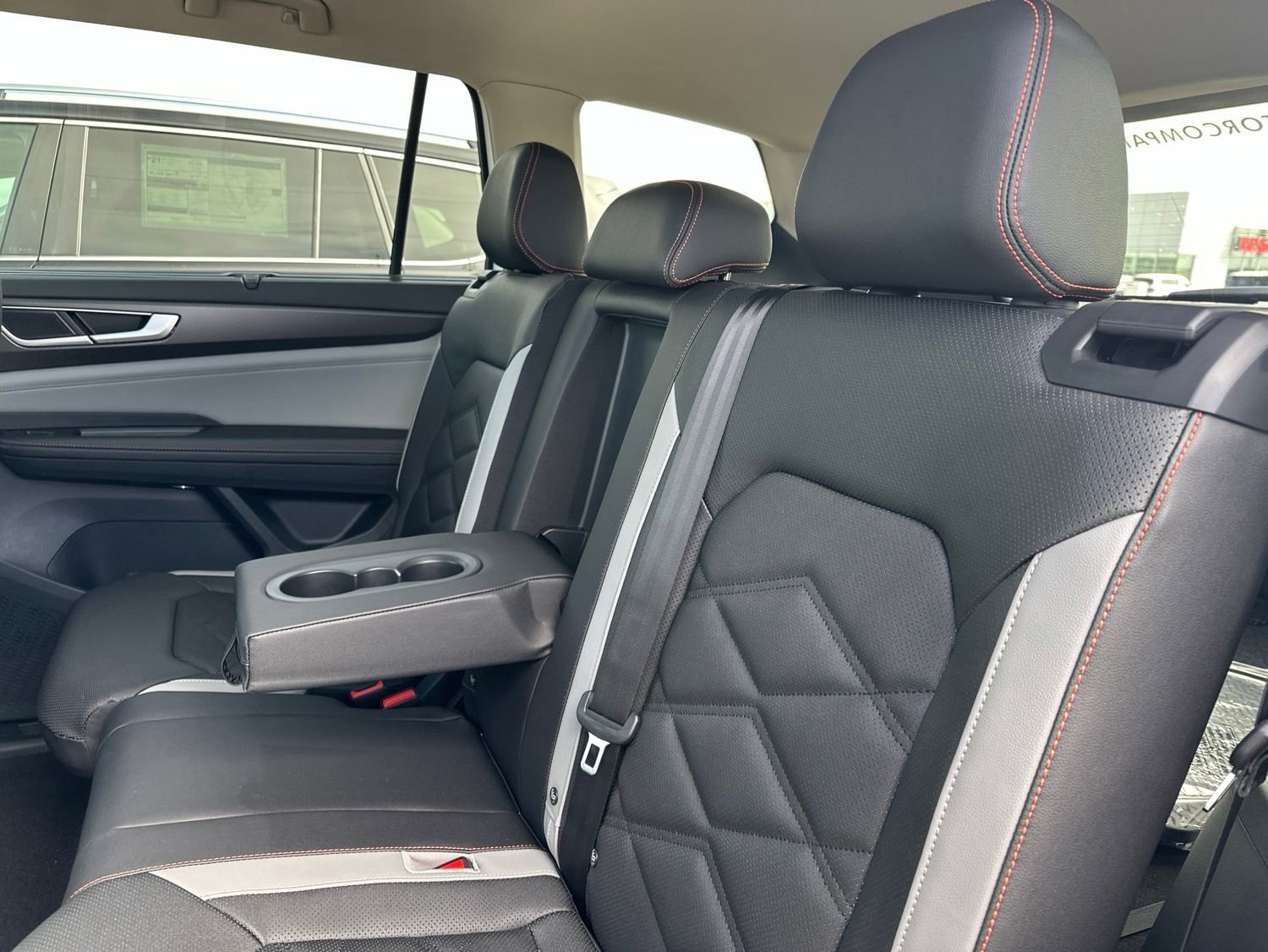 New 2026 Volkswagen Atlas Peak Edition AWD/4WD image 22