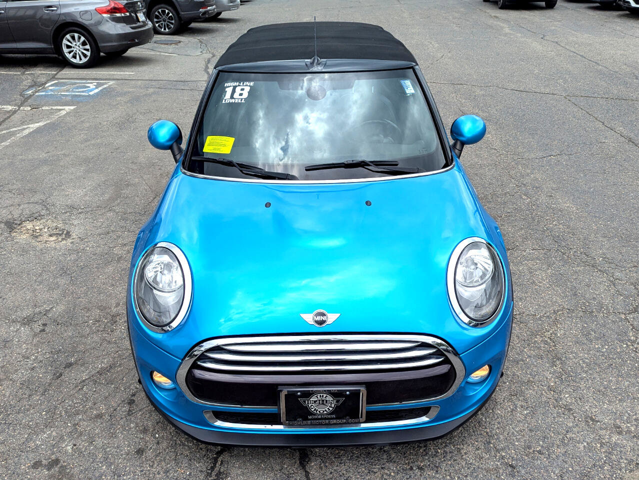 Used 2018 MINI Cooper Convertible image 3