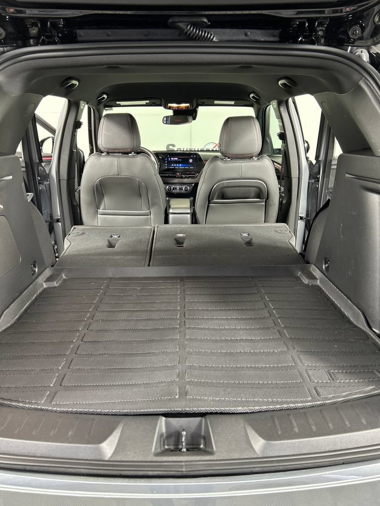 Used 2024 Chevrolet TrailBlazer RS w/ Convenience Package FWD image 20