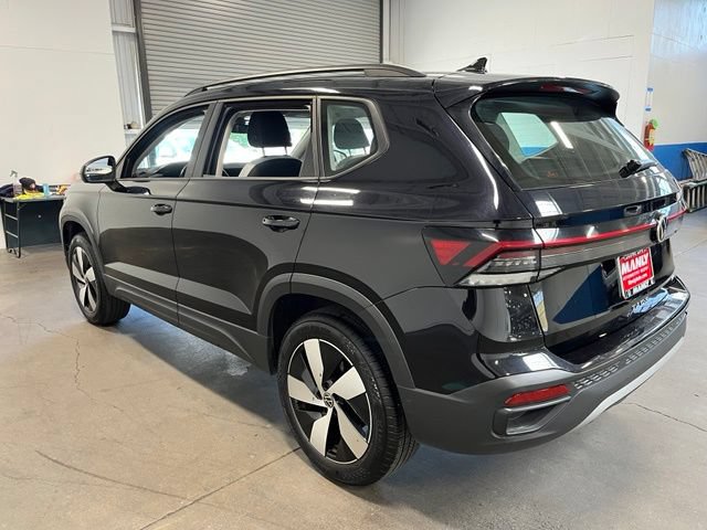 Used 2025 Volkswagen Taos S AWD/4WD image 5
