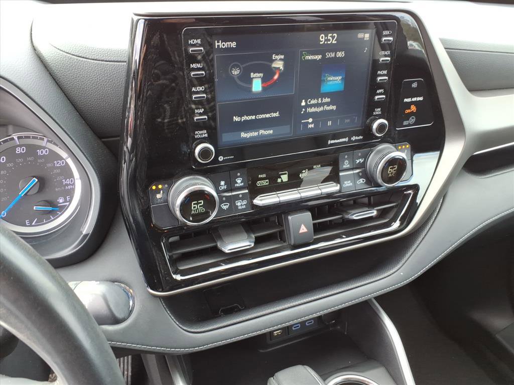 Used 2022 Toyota Highlander XLE image 23