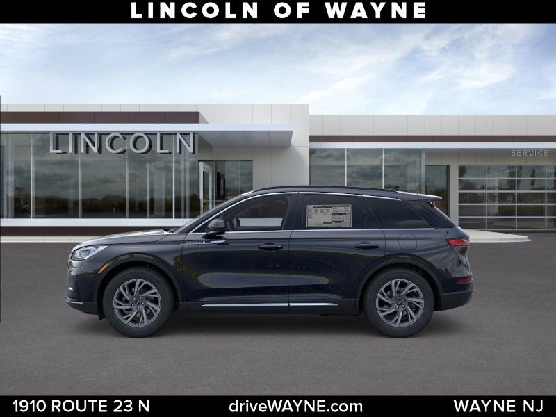 New 2026 Lincoln Corsair Premiere image 3