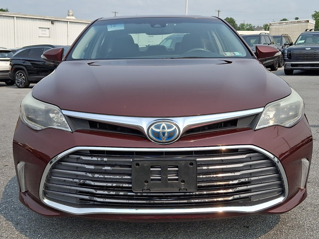 Used 2016 Toyota Avalon Limited w/ Toyota Safety Sense Package FWD image 2