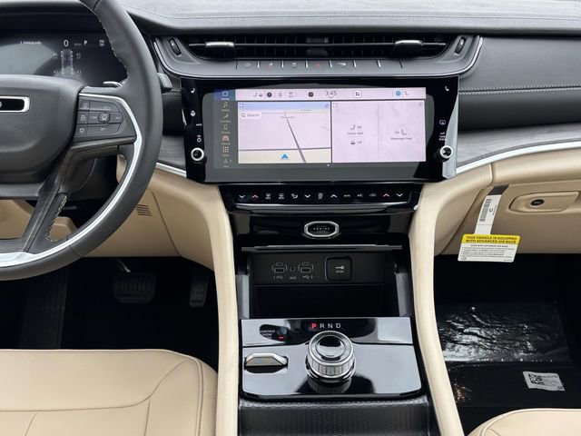 New 2026 Jeep Grand Cherokee Limited w/ Limited Altitude Package image 9